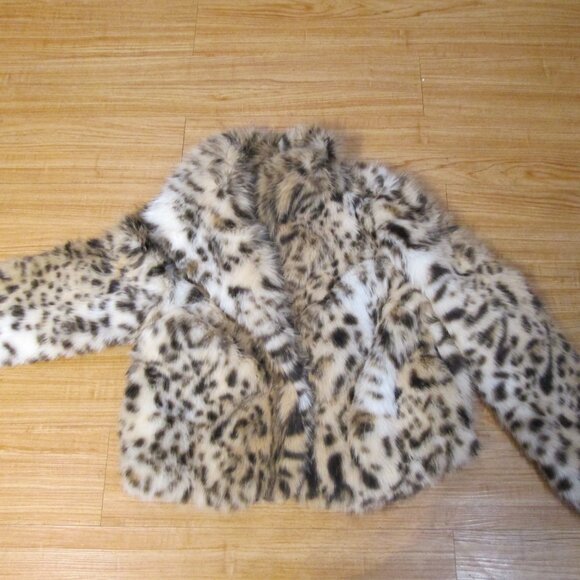 Jessica Simpson Faux Fur leopard Jacket Size Large NWT's - Picture 3 of 10